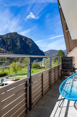 Ein allgemeiner Bergblick oder ein Berglick von der Ferienwohnung aus