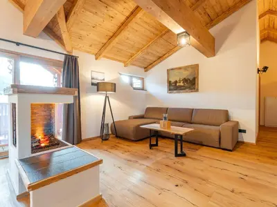 Ein Sitzbereich in der Unterkunft AlmApARTment Mauterndorf Pichl 9-5