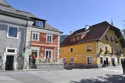 Das Gebäude in dem sich die Pension befindet
