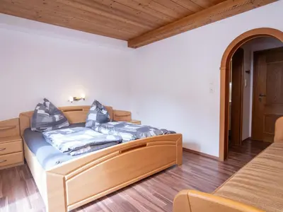 Ein Bett oder Betten in einem Zimmer der Unterkunft Apartment Tirol by Interhome