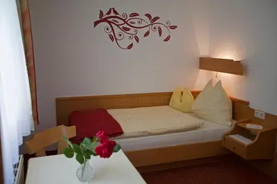 Ein Bett oder Betten in einem Zimmer der Unterkunft Haus Hamburg