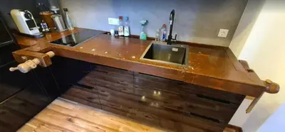 Lounge oder Bar in der Unterkunft Ruhige Bergvilla in Alleinlage am Mondsee mit Seeblick Bergblick und Whirlpool