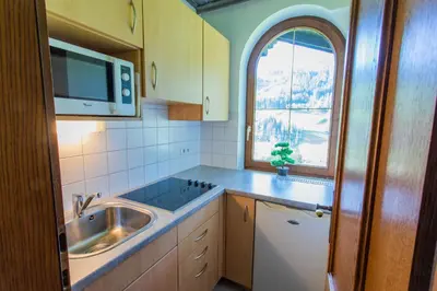 Küche/Küchenzeile in der Unterkunft Huberhof 10 by Alpenidyll Apartments
