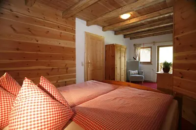 Ein Bett oder Betten in einem Zimmer der Unterkunft Holdhof