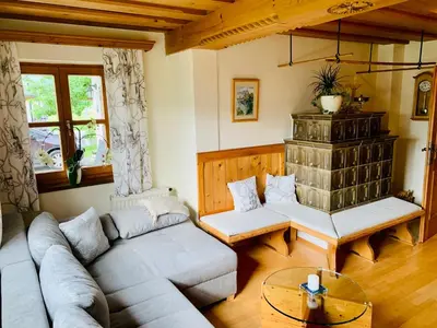 Ein Sitzbereich in der Unterkunft Ferienwohnung Stadlmann