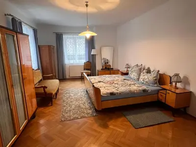 Ein Bett oder Betten in einem Zimmer der Unterkunft Hubenbauer - Bauernhaus mit Garten und Parkplatz