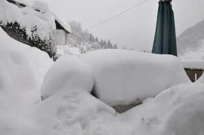 Romantische Ferienhütte Nationalpark Kalkalpen, sonnig, 2 Schlafzimmer, Wlan im Winter