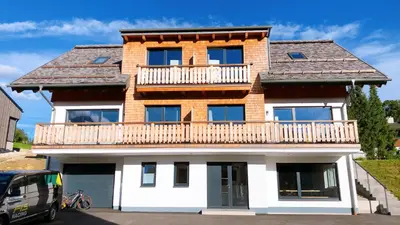 Das Gebäude in dem sich die Ferienwohnung befindet