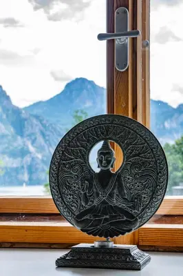 Ein allgemeiner Bergblick oder ein Berglick von des Ferienhauses aus