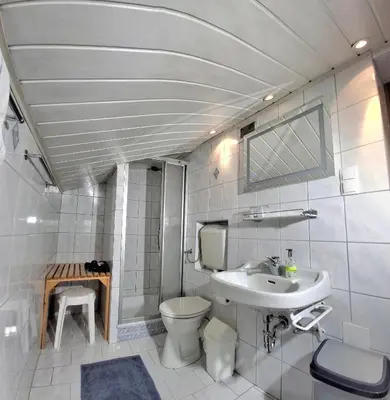 Ein Badezimmer in der Unterkunft Appartements Scharzenberger und Hinteregg