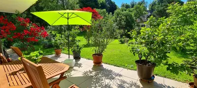 Ein Garten an der Unterkunft Ferienwohnung Kuglwiese