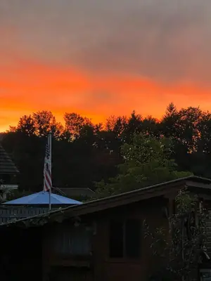 Blick auf den Sonnenuntergang/Sonnenaufgang von der Ferienwohnung aus oder aus der Nähe