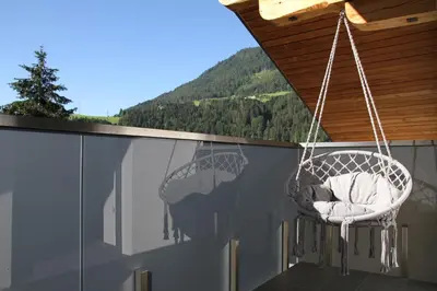 Ein allgemeiner Bergblick oder ein Berglick von der Ferienwohnung aus