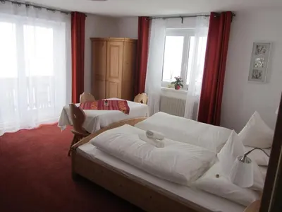 Ein Bett oder Betten in einem Zimmer der Unterkunft Haus Landl