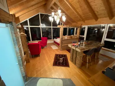 Ein Sitzbereich in der Unterkunft Atelier mit Bergblick