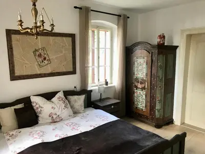 Ein Bett oder Betten in einem Zimmer der Unterkunft Haus Traundorf