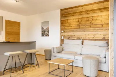 Ein Sitzbereich in der Unterkunft Hideaway Dachstein West by ALPS RESORTS
