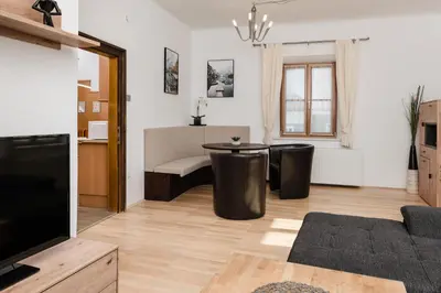Ein Sitzbereich in der Unterkunft Central-Inn Werfen