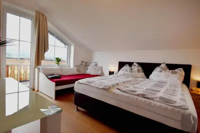Ein Bett oder Betten in einem Zimmer der Unterkunft Almblick Energiequelle