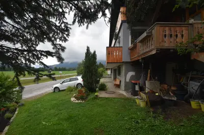 Ein Garten an der Unterkunft Almblick Energiequelle