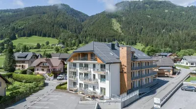 Ein allgemeiner Bergblick oder ein Berglick von der Ferienwohnung aus