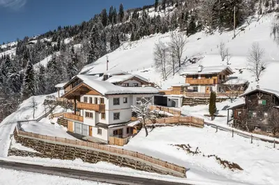 Bauernhaus Chalet Unterkoller im Winter