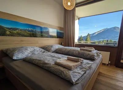 Ein allgemeiner Bergblick oder ein Berglick von der Ferienwohnung aus