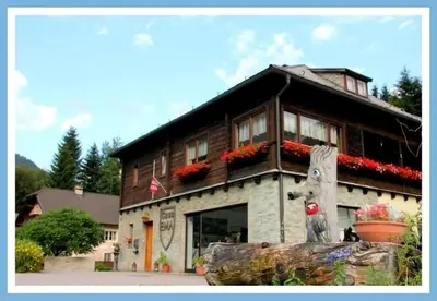 Das Gebäude in dem sich das Bed & Breakfast befindet