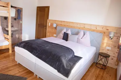 Ein Bett oder Betten in einem Zimmer der Unterkunft Haus Lindbichl