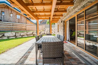 Ein Patio oder anderer Außenbereich in der Unterkunft Dachstein West Apartment 1B