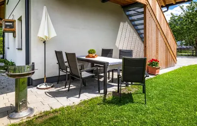 Ein Garten an der Unterkunft Ferienwohnung Davidhof