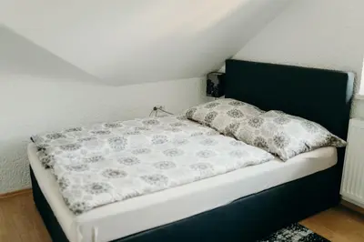 Ein Bett oder Betten in einem Zimmer der Unterkunft A cozy home away from home