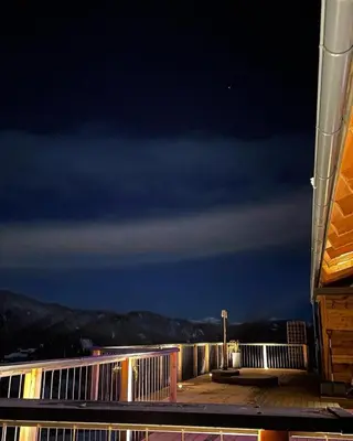 Ein Balkon oder eine Terrasse in der Unterkunft Seisen Almchalet