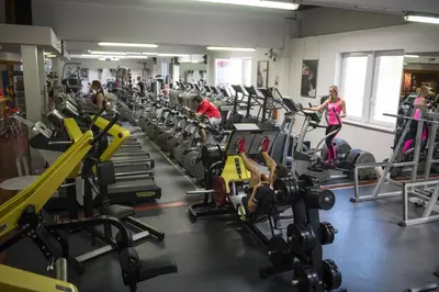 Das Fitnesscenter und/oder die Fitnesseinrichtungen in der Unterkunft Jainzen Einzimmerferienwohnung mitten im Zentrum