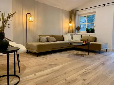 Ein Sitzbereich in der Unterkunft Haigis Lodge 2