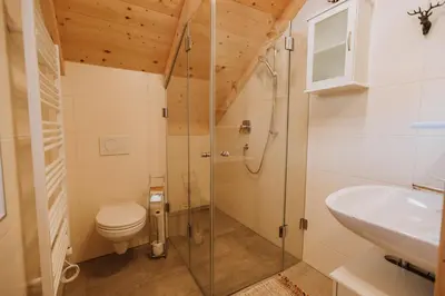 Ein Badezimmer in der Unterkunft Chalet Aconitum