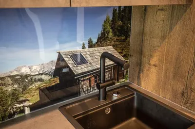 Ein allgemeiner Bergblick oder ein Berglick von der Ferienwohnung aus