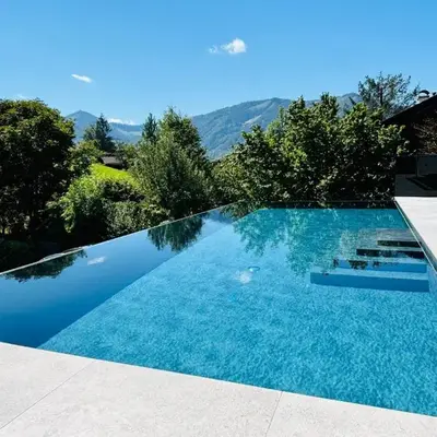 place2be - with infinity pool