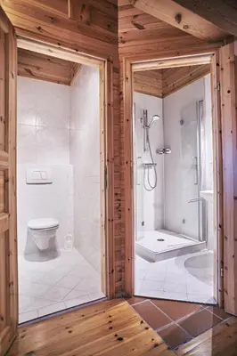 Ein Badezimmer in der Unterkunft MOUNTAINRANGER - Lodge - ski in & ski out