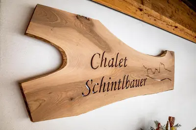 Ein Zertifikat, Auszeichnung, Logo oder anderes Dokument, das in der Unterkunft Chalet Schintlbauer ausgestellt ist
