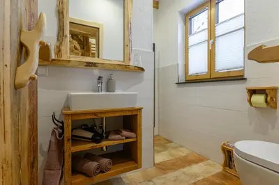 Ein Badezimmer in der Unterkunft Goiserer Chalet