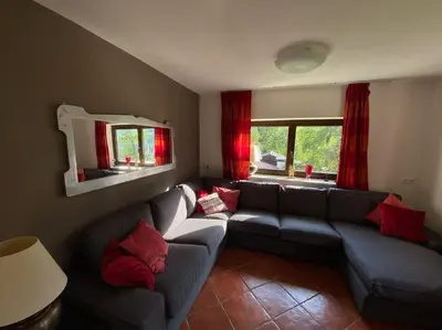 Ein Sitzbereich in der Unterkunft Luxe Appartement aan de piste van Annaberg-Lungötz