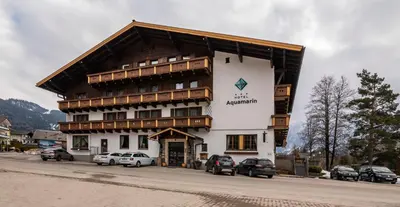 Ein allgemeiner Bergblick oder ein Berglick von des Hotels aus