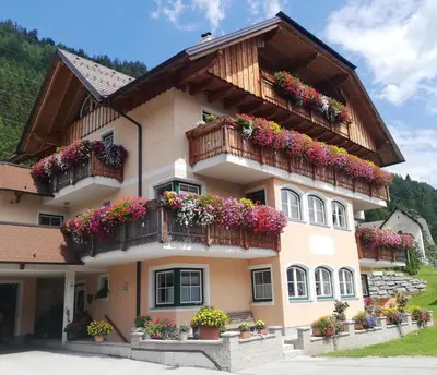 Das Gebäude in dem sich die Ferienwohnung befindet
