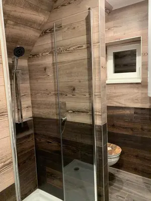Ein Badezimmer in der Unterkunft Murzeit Dritte