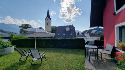 Ein allgemeiner Bergblick oder ein Berglick von der Ferienwohnung aus