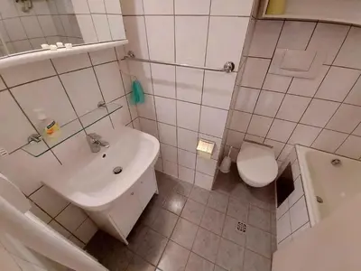 Ein Badezimmer in der Unterkunft Apartment in Bad Mitterndorf - Steiermark 41122