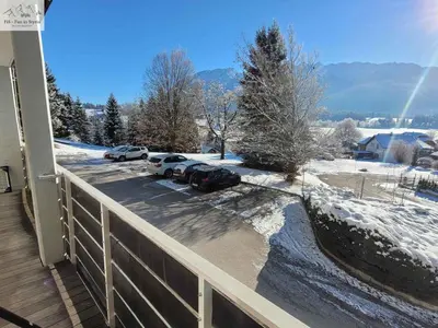 Ein allgemeiner Bergblick oder ein Berglick von der Ferienwohnung aus