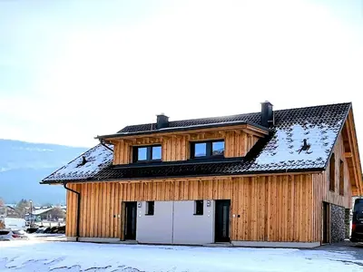 Das Gebäude in dem sich das Chalet befindet