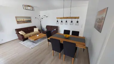 Ein Sitzbereich in der Unterkunft Ferienwohnung Claudia mit Terrasse
